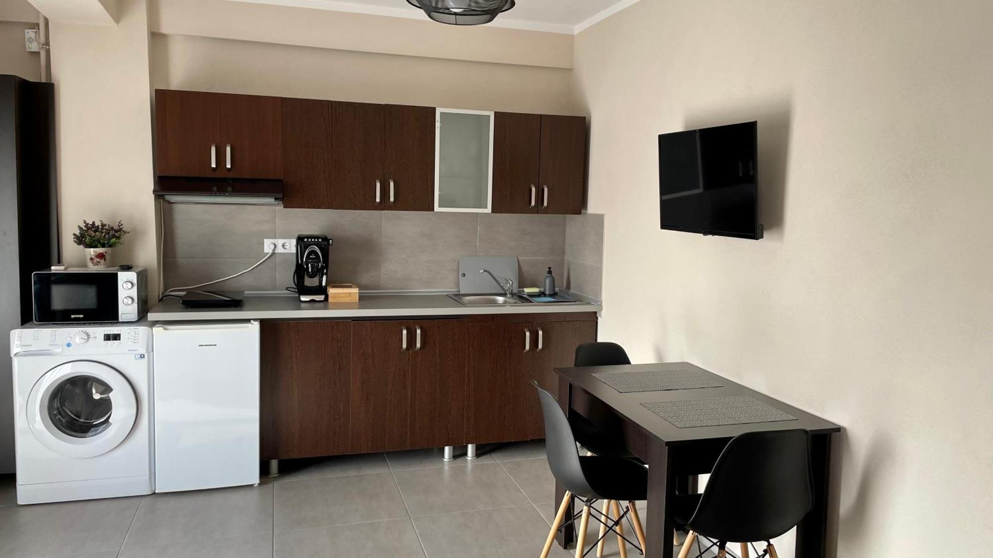 Apartament Luca Apartment โดรเบตา-ตูร์นู เซเวริน ภายนอก รูปภาพ
